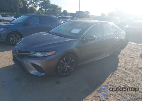 2019 Toyota Camry Se z USA, uszkodzony, nr VIN 4T1B11HK7KU686515